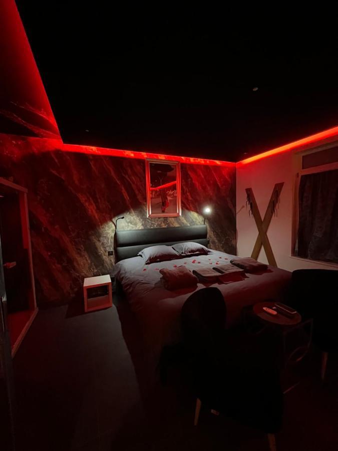 Spa De La Quarterelle Love Room 88 Vosges เรเมียร์มอง ภายนอก รูปภาพ